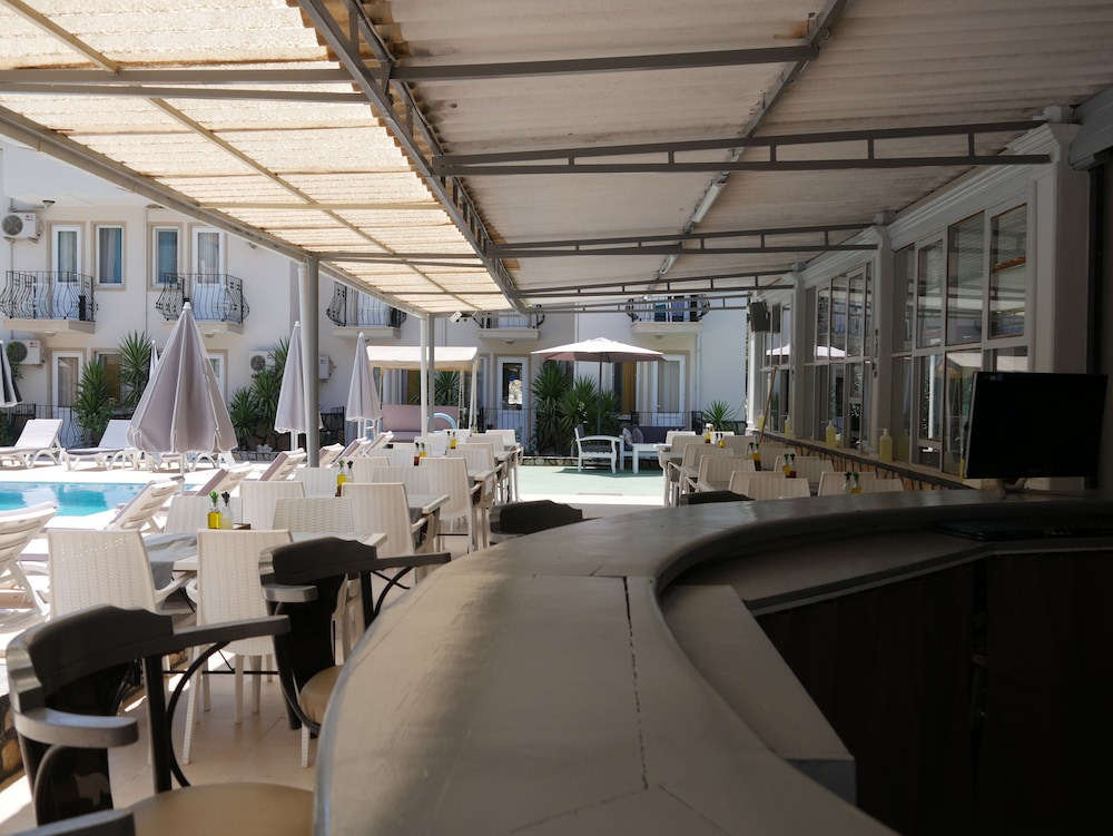 Nefis Hotel 44/60