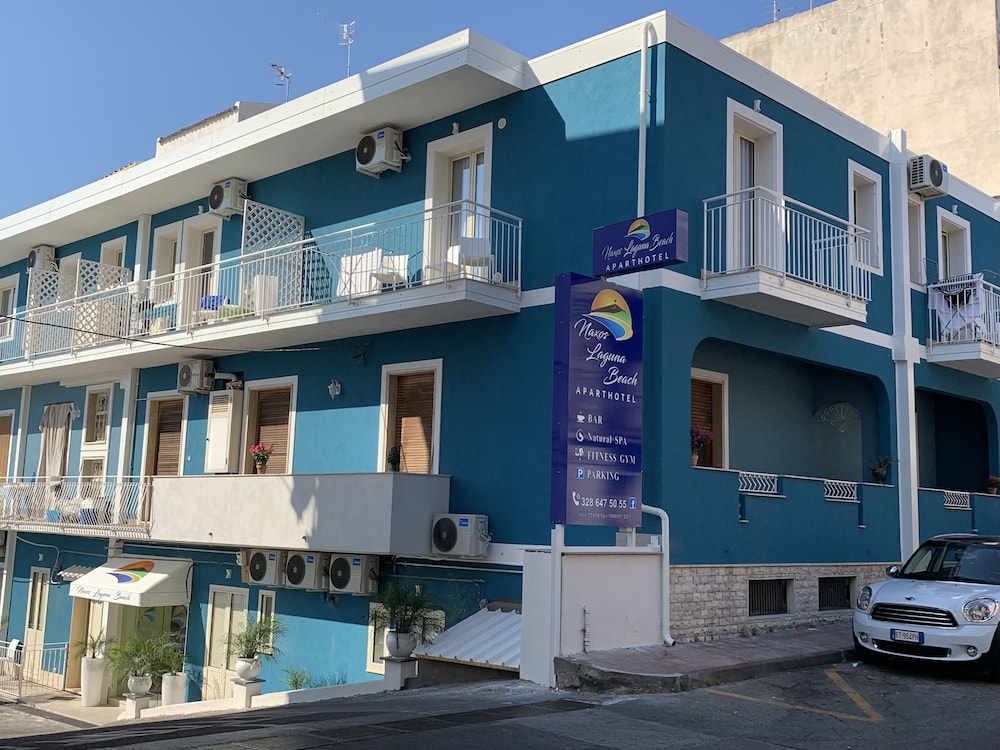Naxos Laguna Beach 14/19
