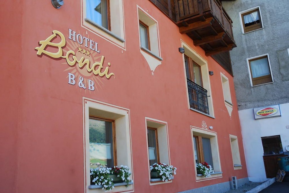 ホテル B&B ボンディ 写真1