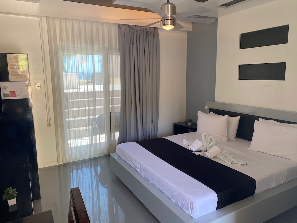 LUXURY, KING BED, SEA VIEW, HOT TUB
