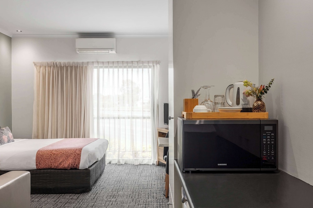 Standard, Queen Bed, Best Western Geelong Motor Inn and Serviced Apartments 5/5