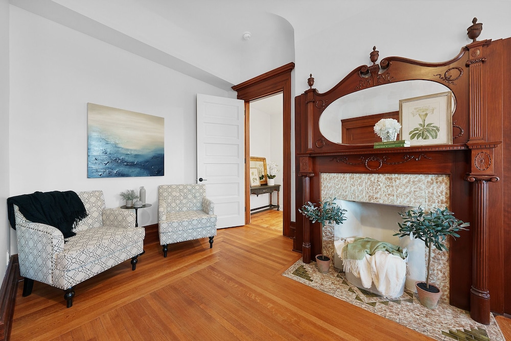 The Washington Boutique Hotel near Cedar Point & Sports Center 9/50