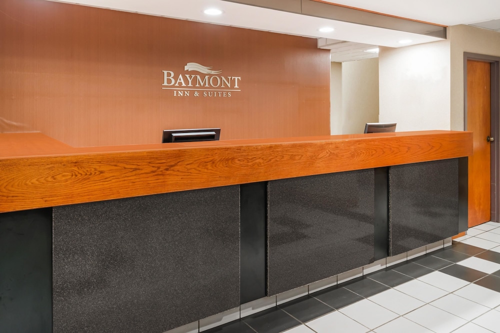 Baymont by Wyndham Clarksville Northeast 6/16