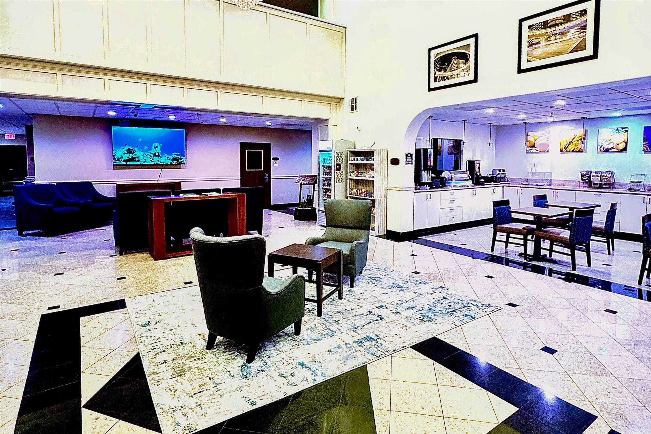 Comfort Suites Westchase Houston Energy Corridor 32/54