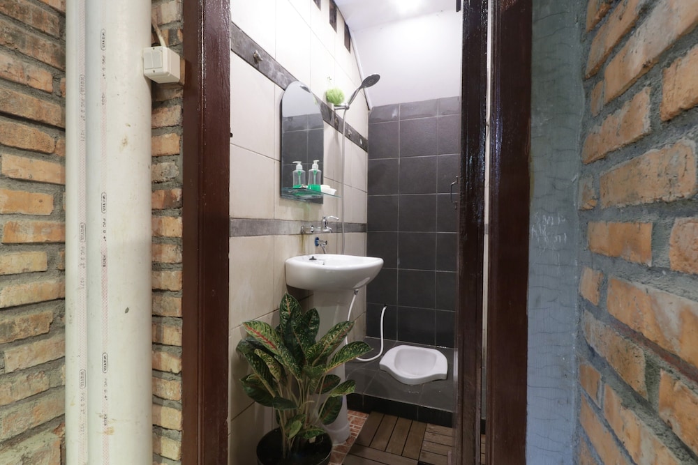 NILA HOUSE, Sharia Family Home Stay by ZUZU 72/73