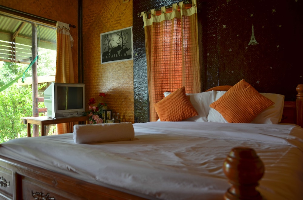 Romantic Time Mountain Resort 6/31