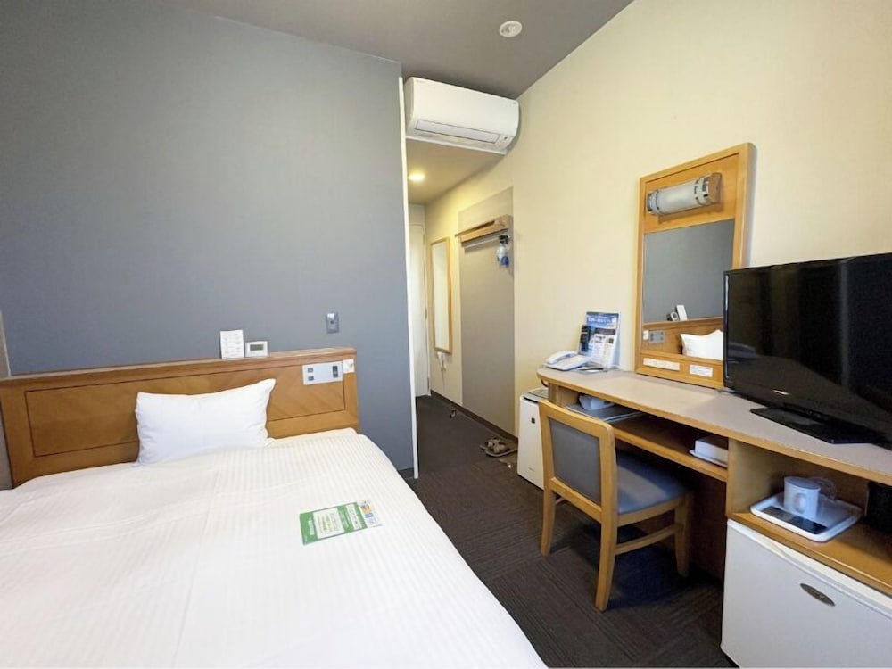 غرفة مفردة بسرير مزدوج، Hotel Route Inn Nago 3/6