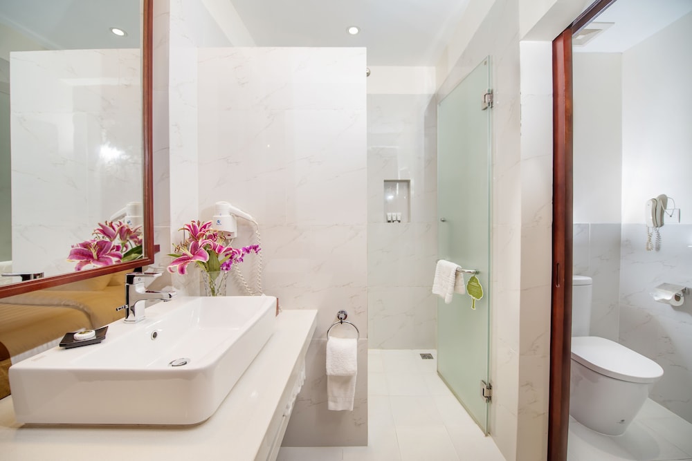 Borei Angkor Resort & Spa 68/71