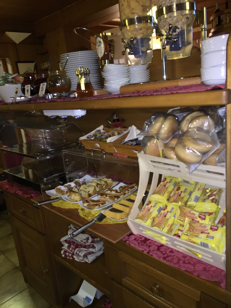 Hotel Meuble Villa Neve photo3