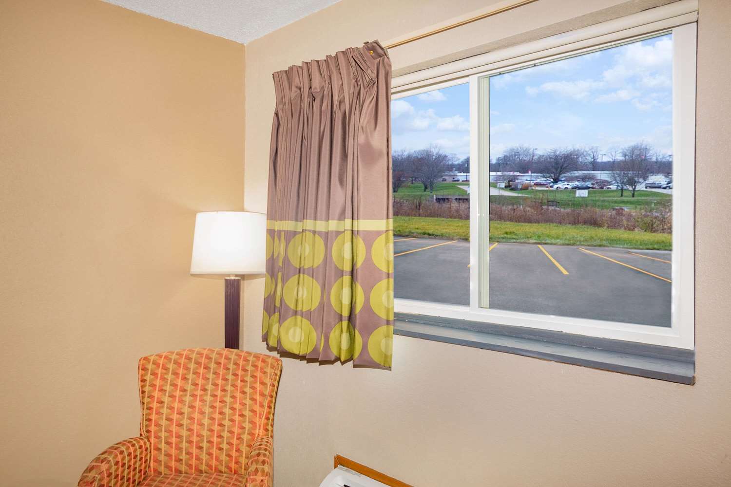 Super 8 by Wyndham Fort Madison 4/21