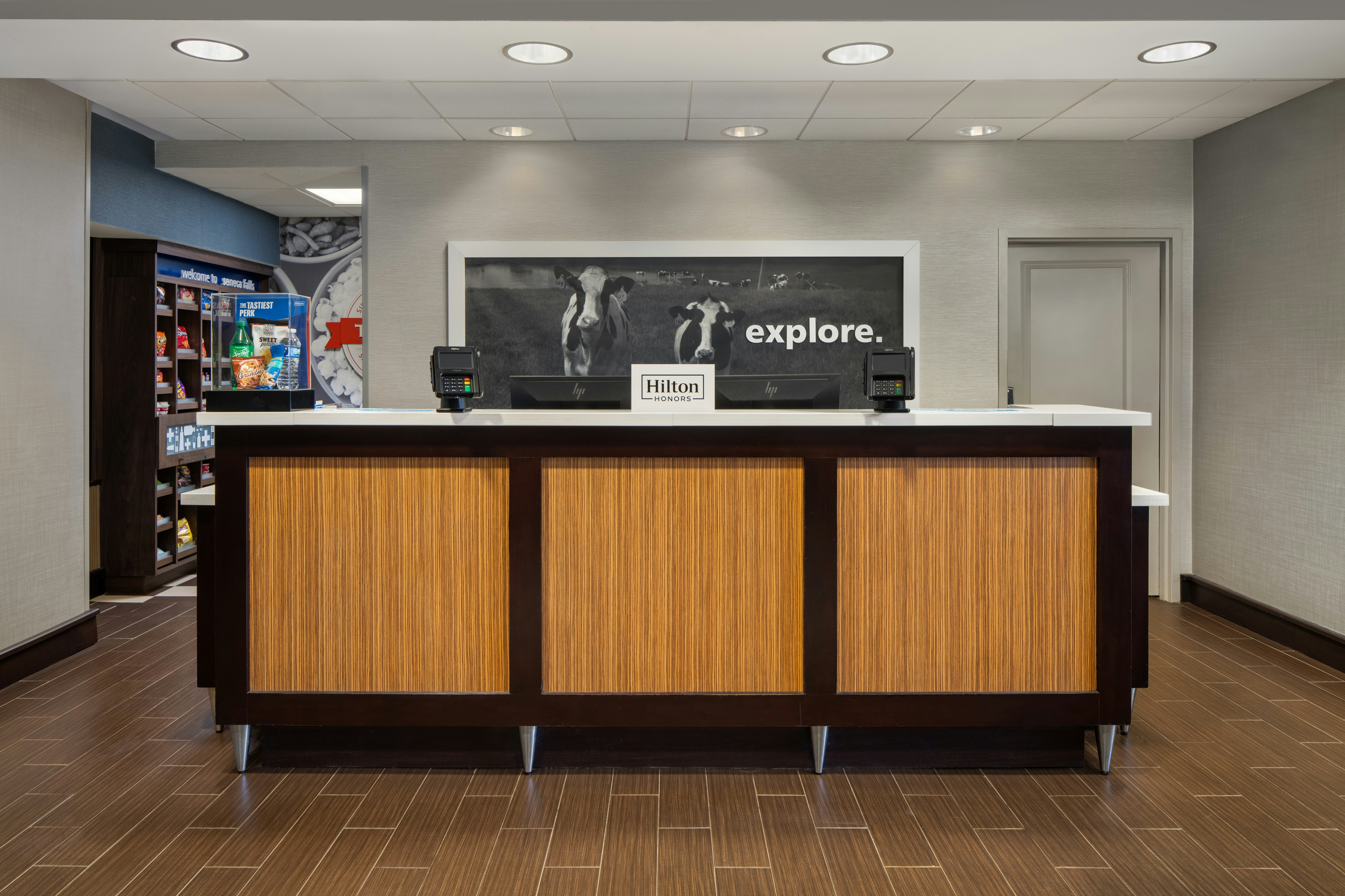 Hampton Inn Seneca Falls 2/22