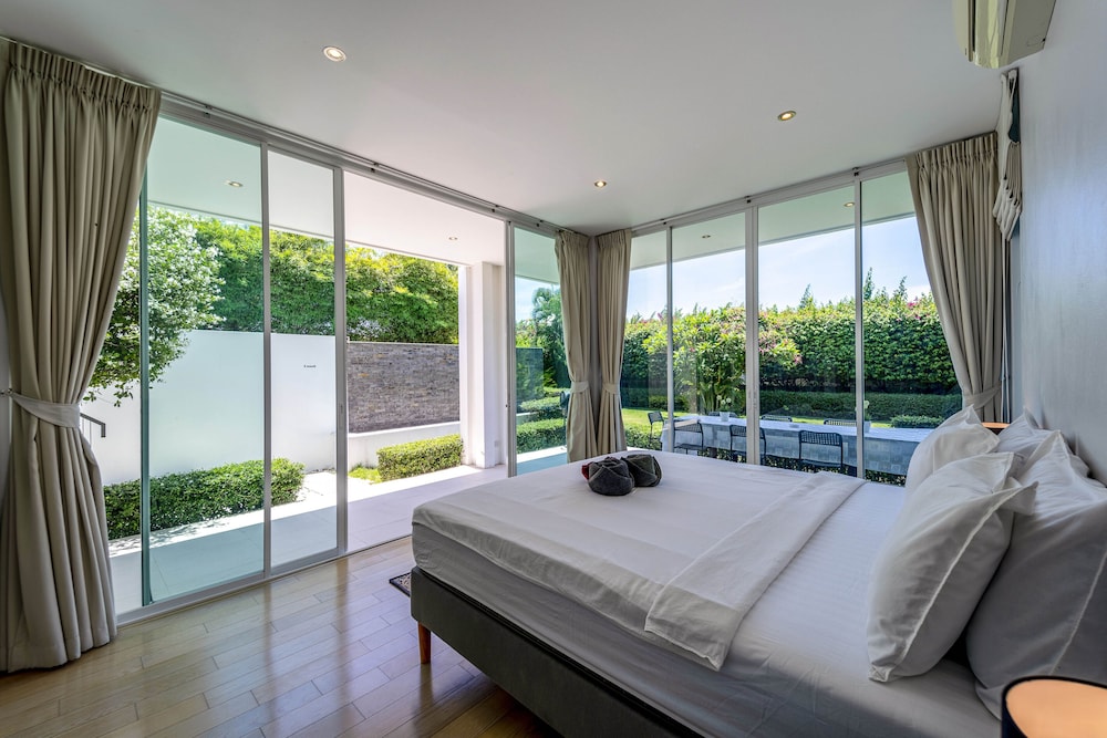 Phu Montra Villa With Ocean View A4 21/50