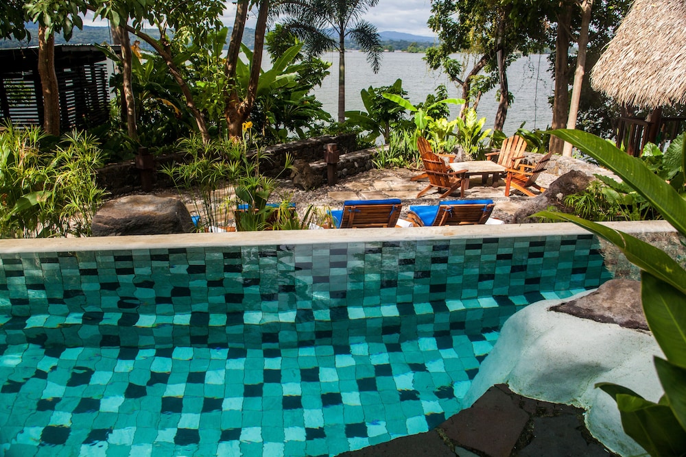 Jicaro Island Ecolodge 41/44