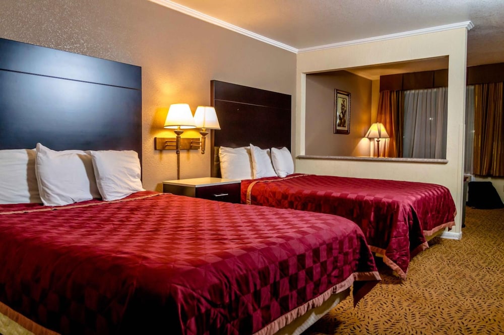 Executive Inn And Suites Sacramento 10/43