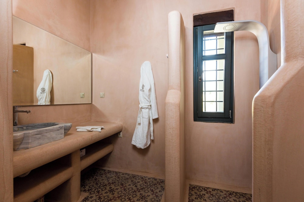 Erondas Cretan Country Villas 50/50