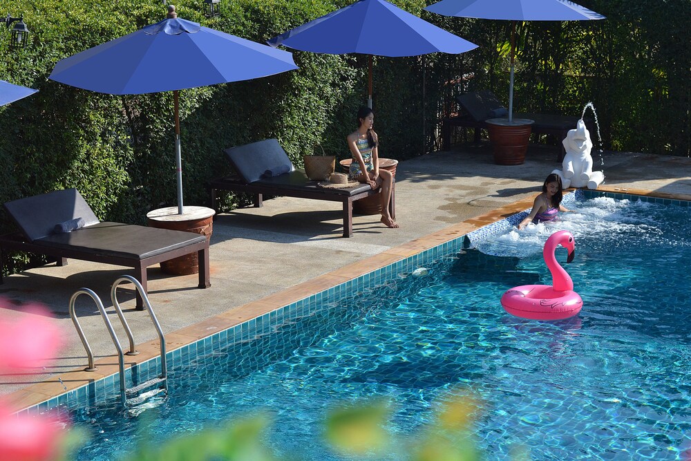 Thai Thai Sukhothai Resort 62/68
