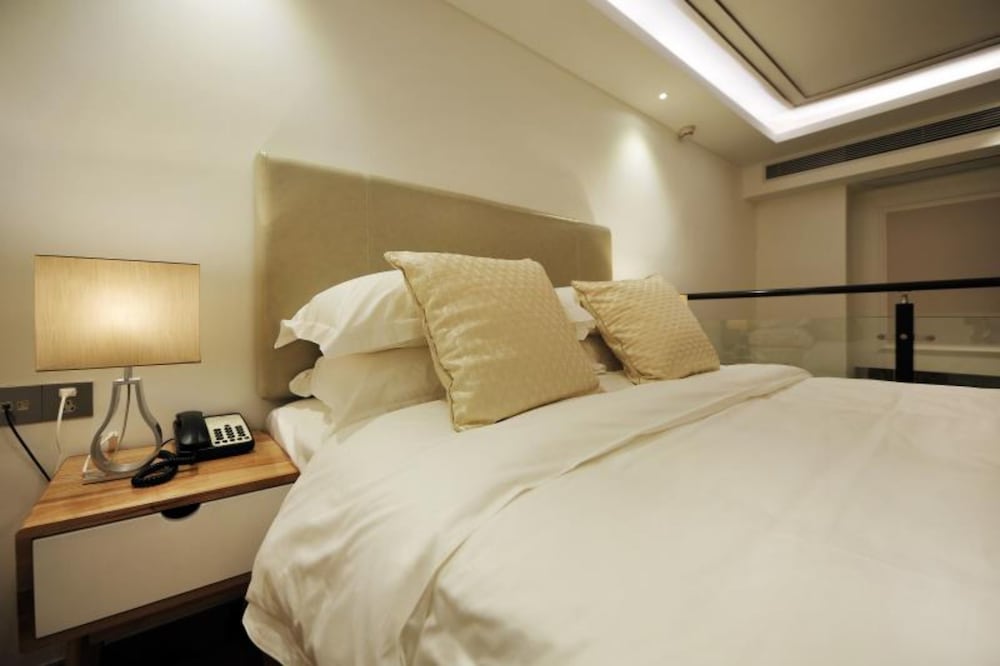 Shenzhen Mint International Apartment 12/34
