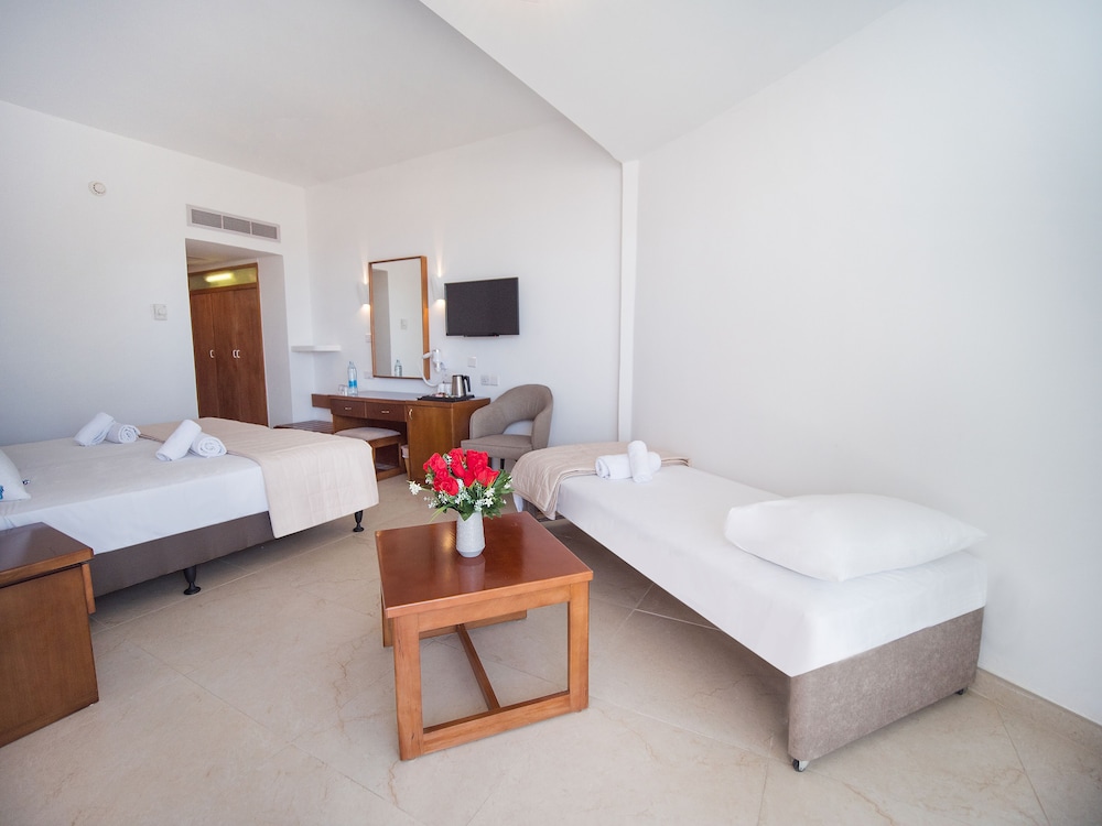Avlida Hotel 51/72