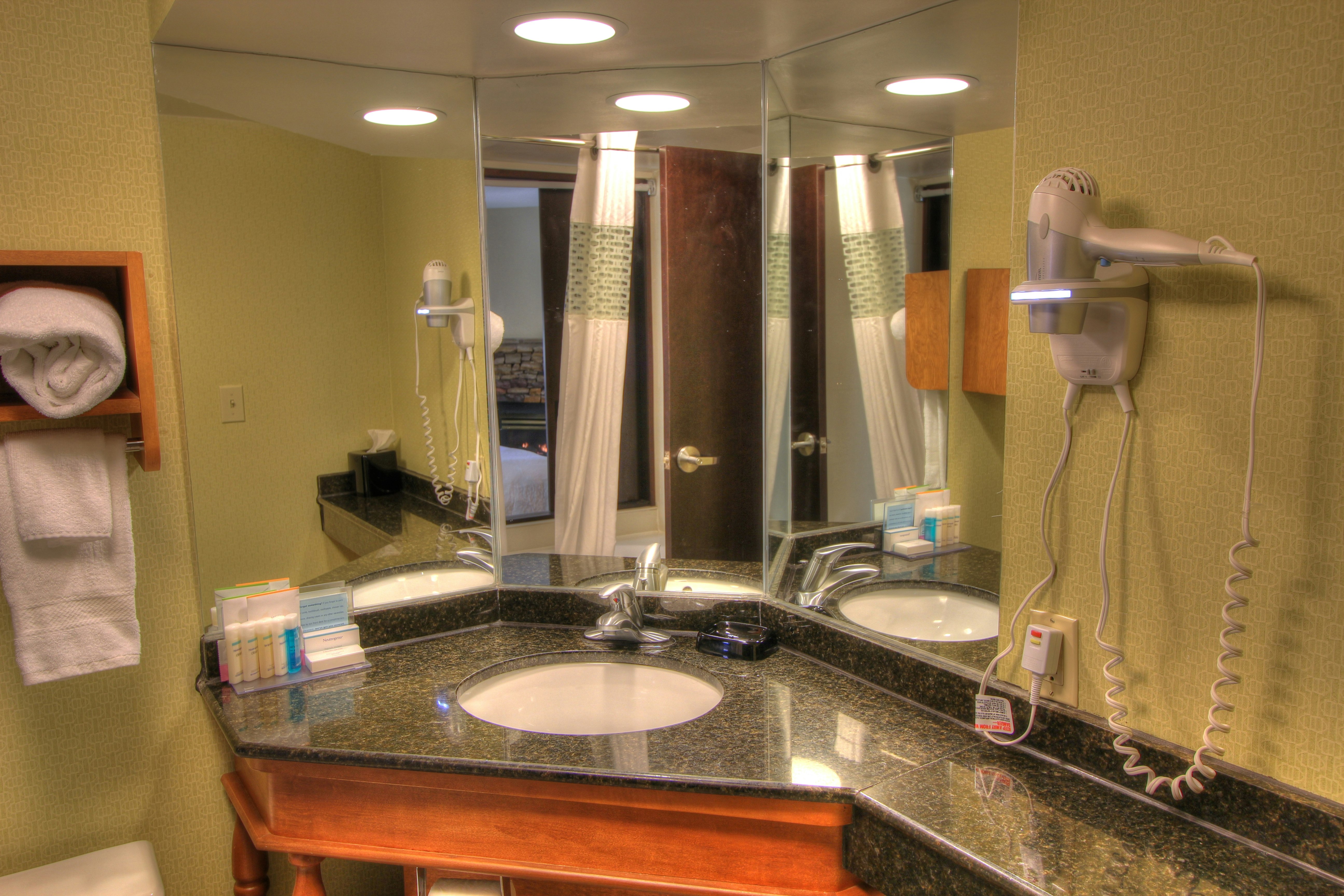 Hampton Inn Gatlinburg 68/68