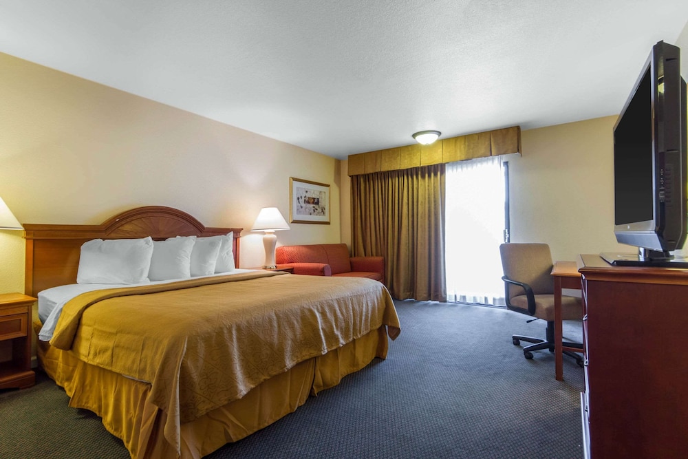 Quality Inn & Suites South San Jose / Morgan Hill 7/42
