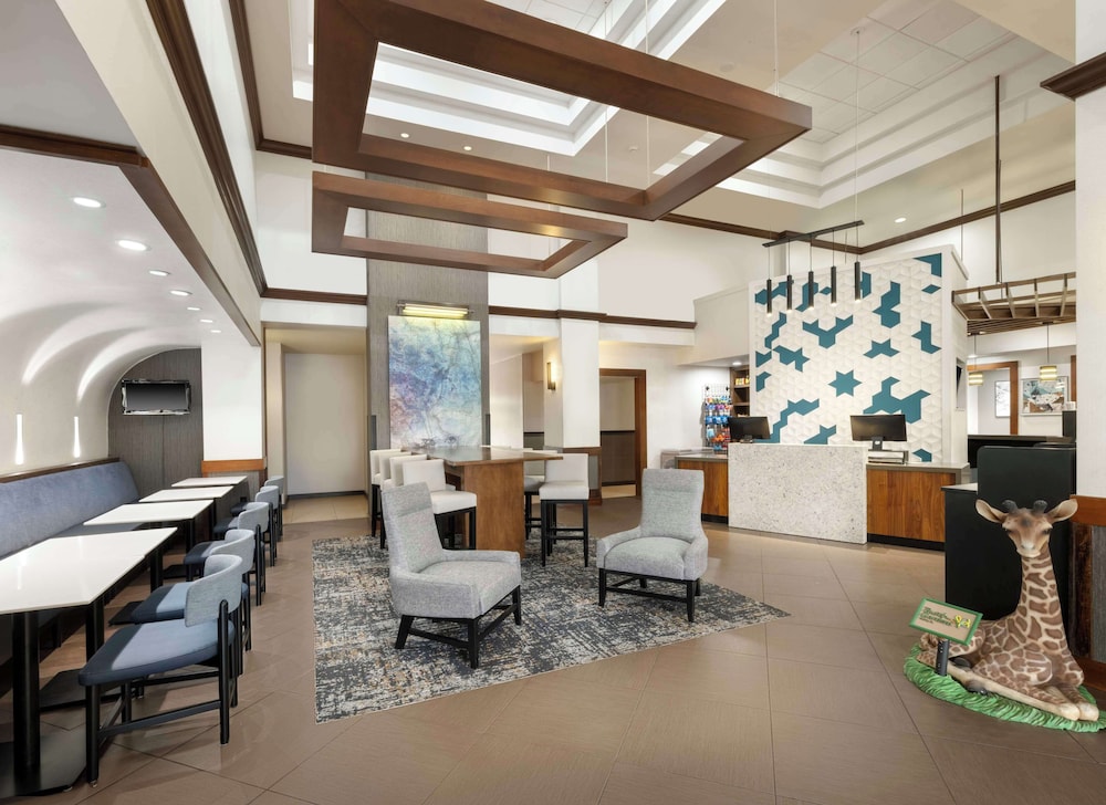 Hyatt Place Tampa Busch Gardens 25/50