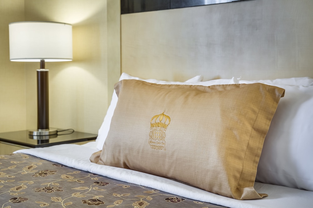 Monte Carlo Inns And Suites Downtown Markham 35/68