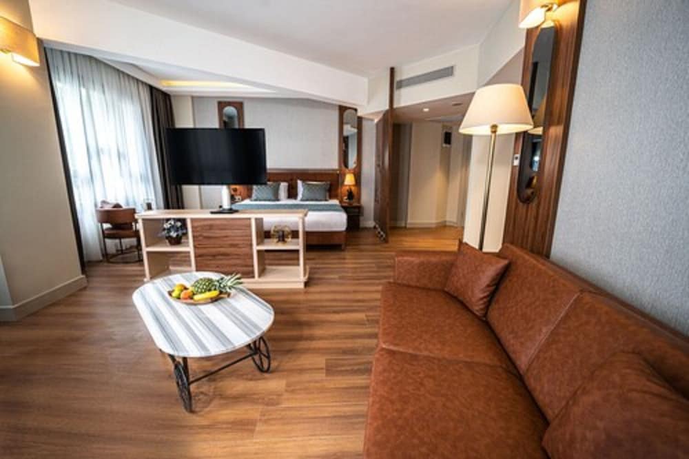 Grand Sirkeci Hotel 38/50