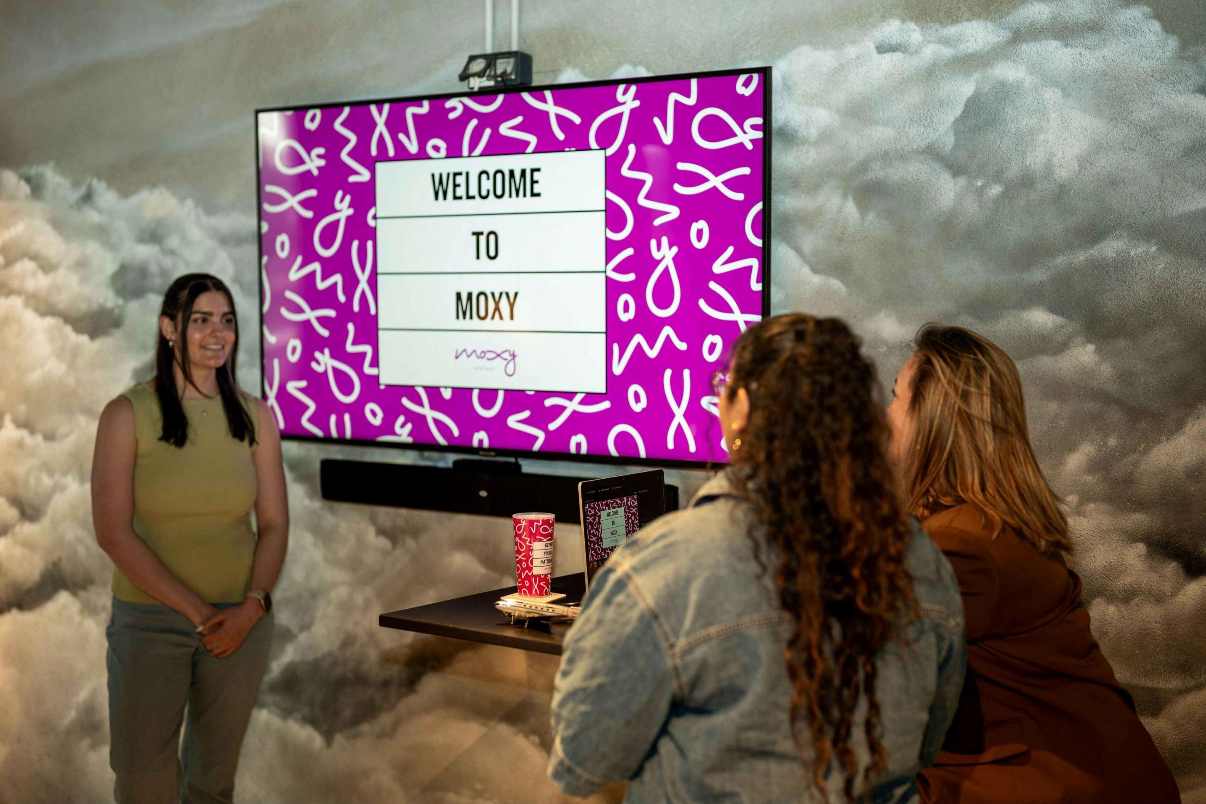 Moxy Paris Charles de Gaulle Airport 5/37
