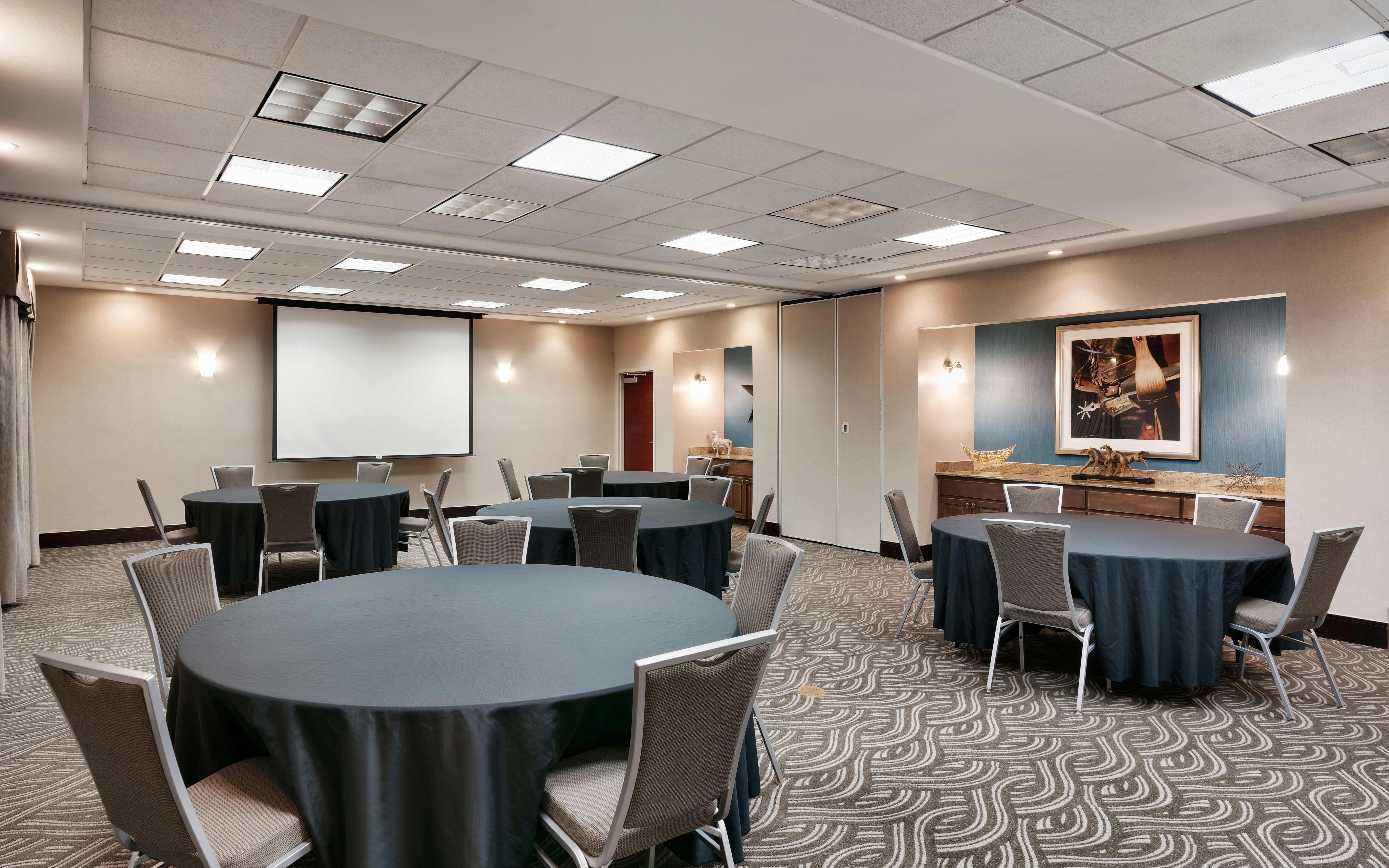 Hampton Inn Suites Ft Worth Burleson 19/19