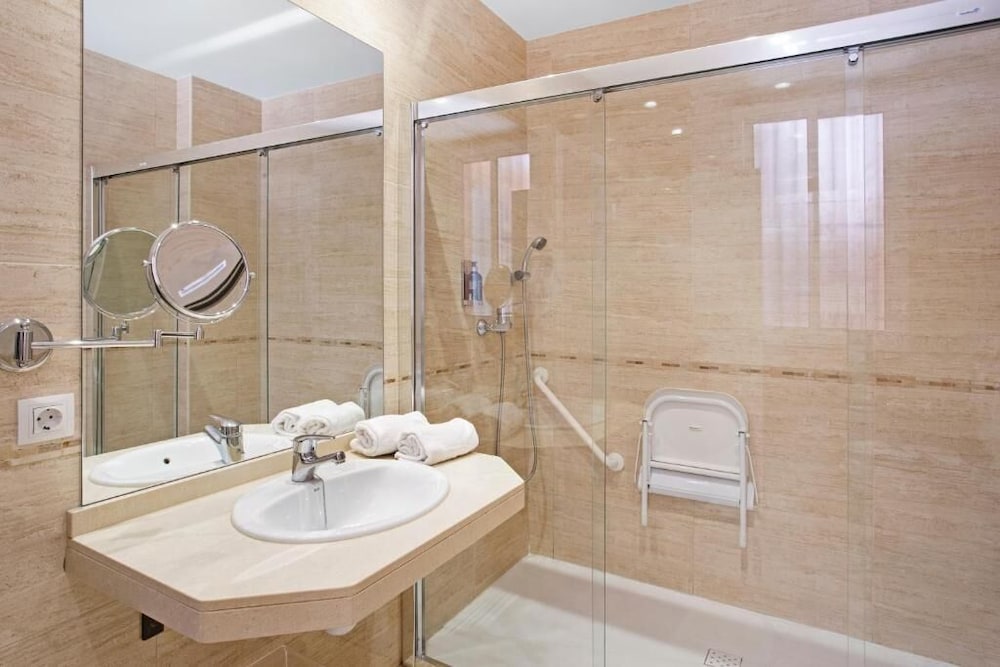 Apartamentos Metropolis Sevilla 36/38
