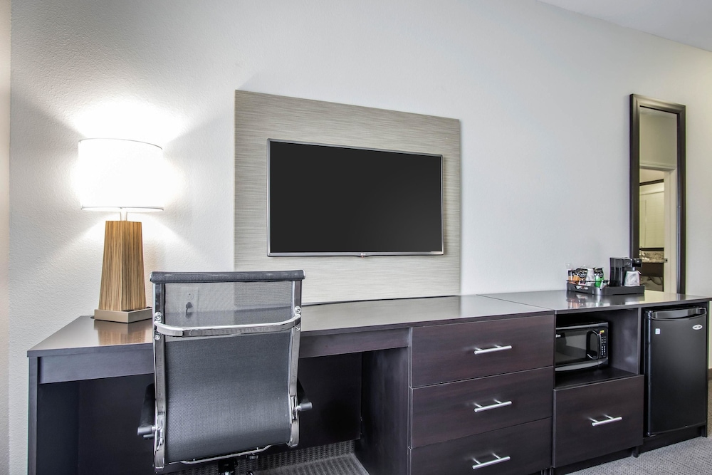 Sleep Inn & Suites Meridian - Bonita Lakes 37/39