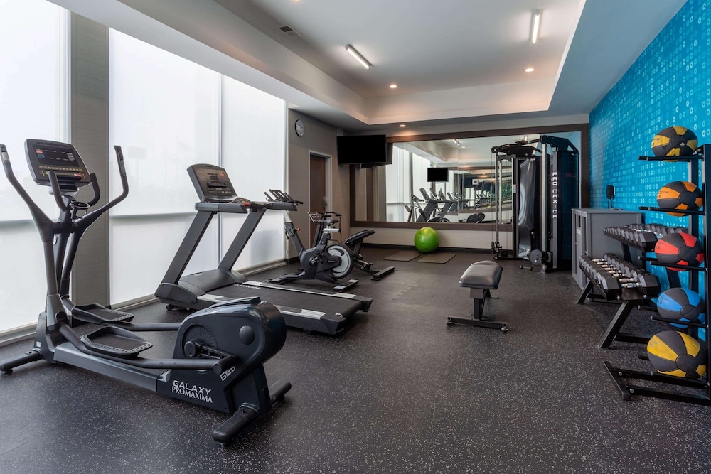 La Quinta Inn & Suites by Wyndham Shorewood 22/40