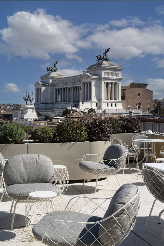 Radisson Collection Hotel, Roma Antica 29/50