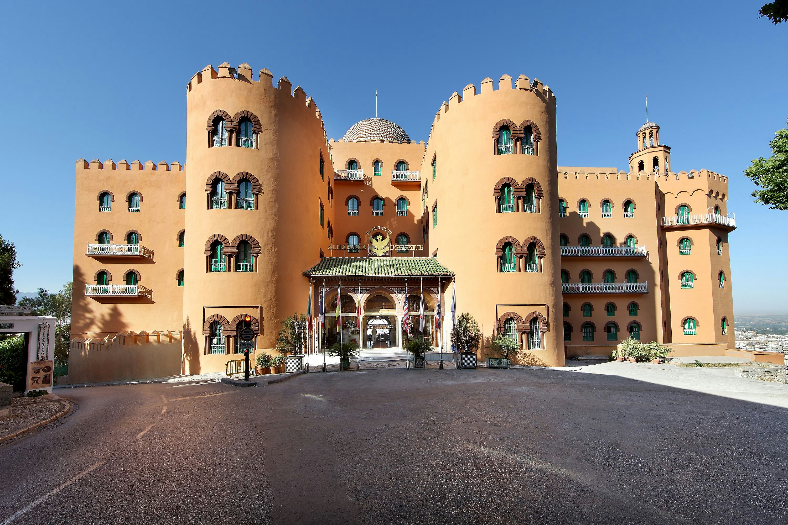Alhambra Palace Hotel 52/60