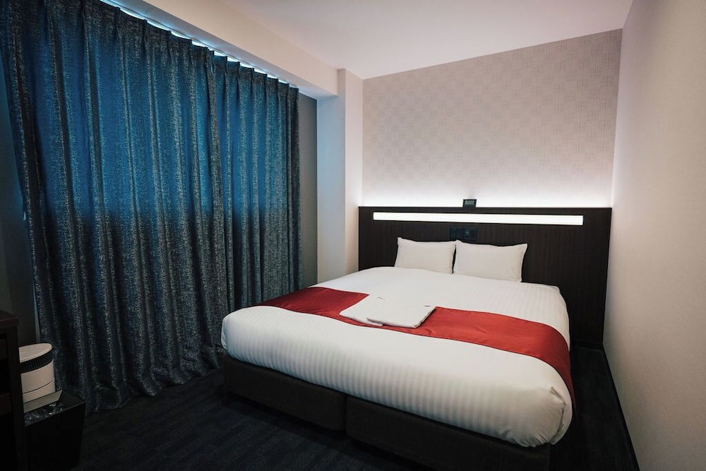 STANDARD, DOUBLE BED