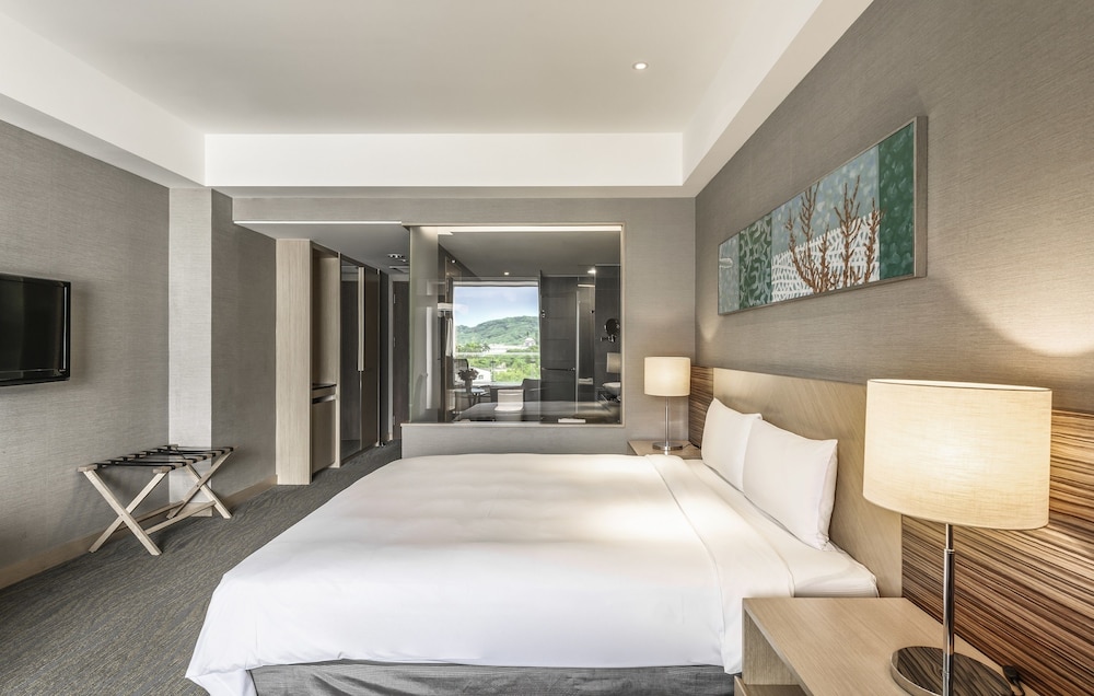 غرفة ديلوكس بسرير كينج، Lakeshore Hotel Hualien 4/10