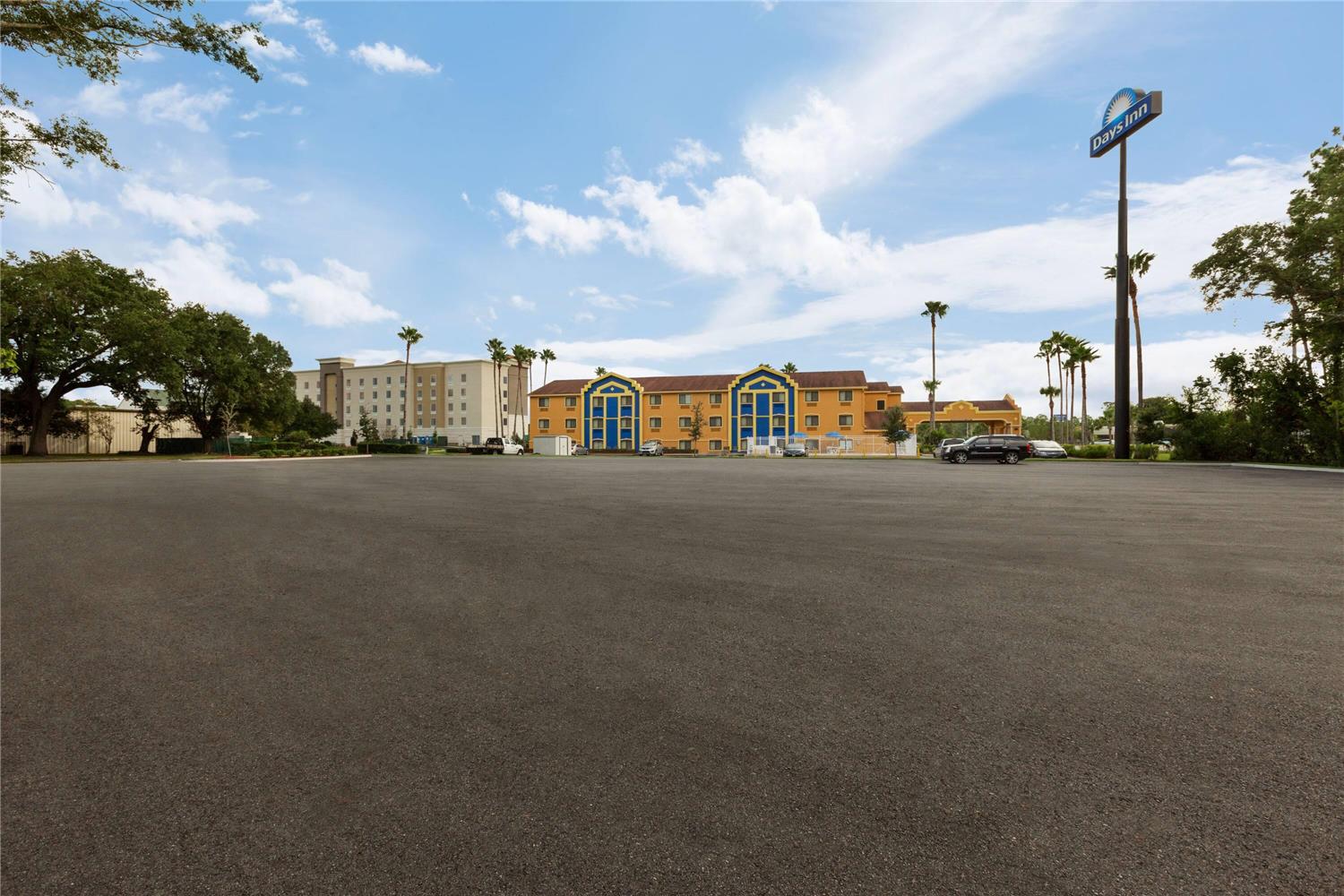 Days Inn by Wyndham Orange Park/Jacksonville 12/18
