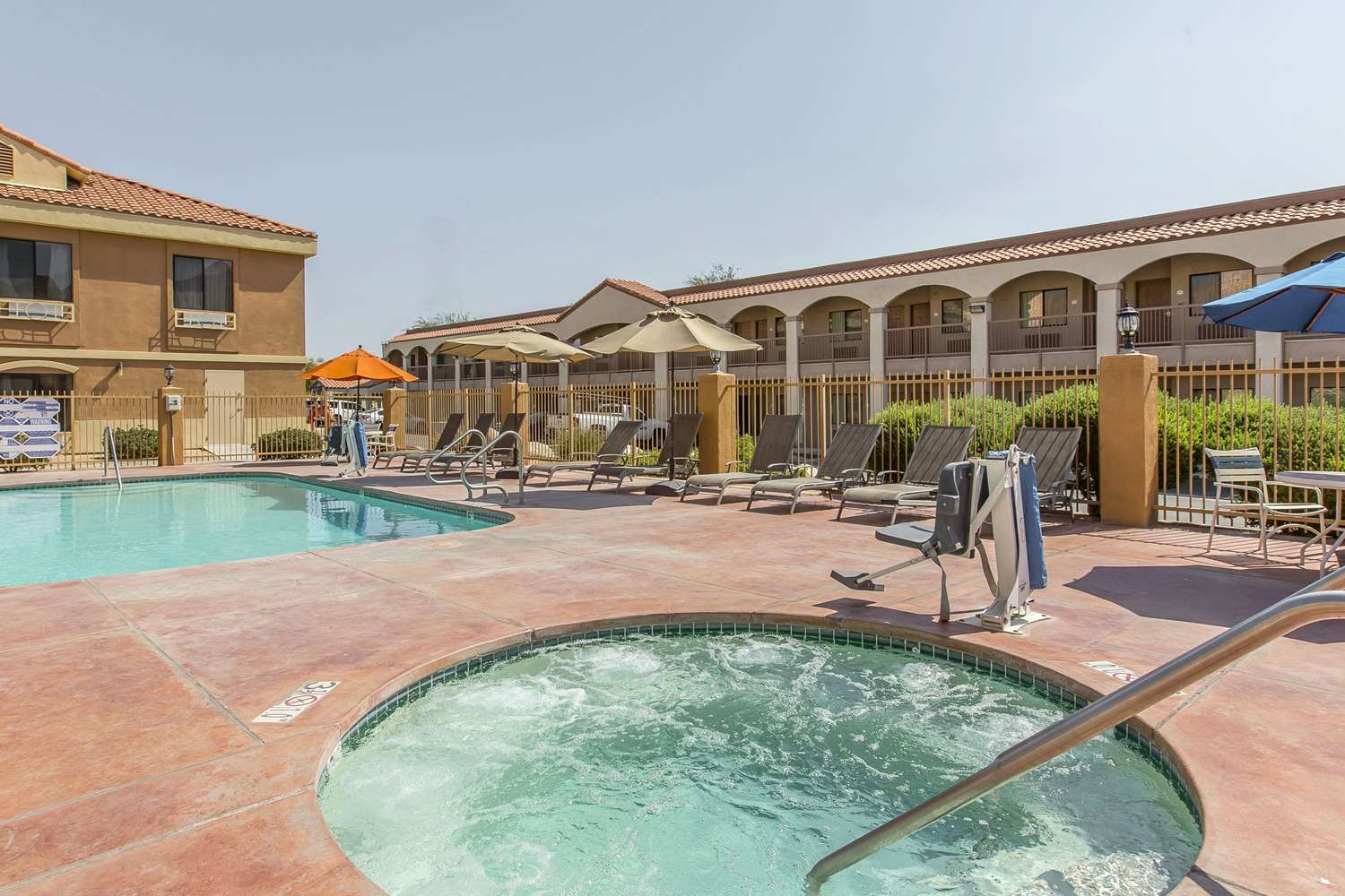 Oasis Inn And Suites Joshua Tree 29 Palms 41/41