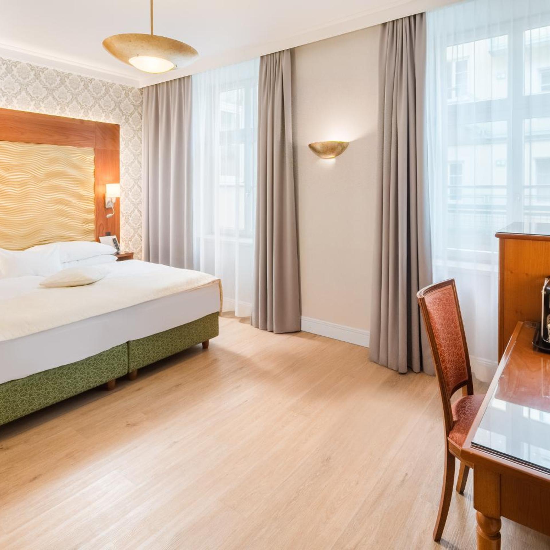 Vice President, Superior, King Bed، Hotel Josefshof am Rathaus 3/10
