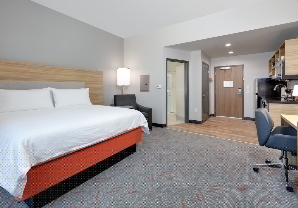 Candlewood Suites Dfw West Hurst 30/57
