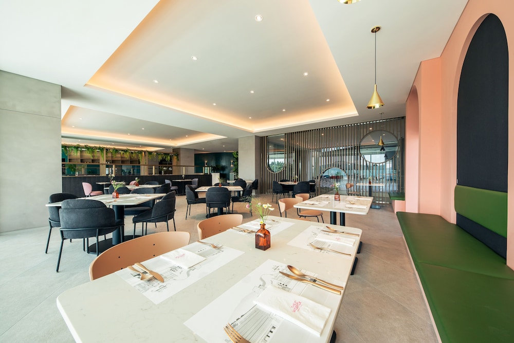 The Weekand Resort 39/56