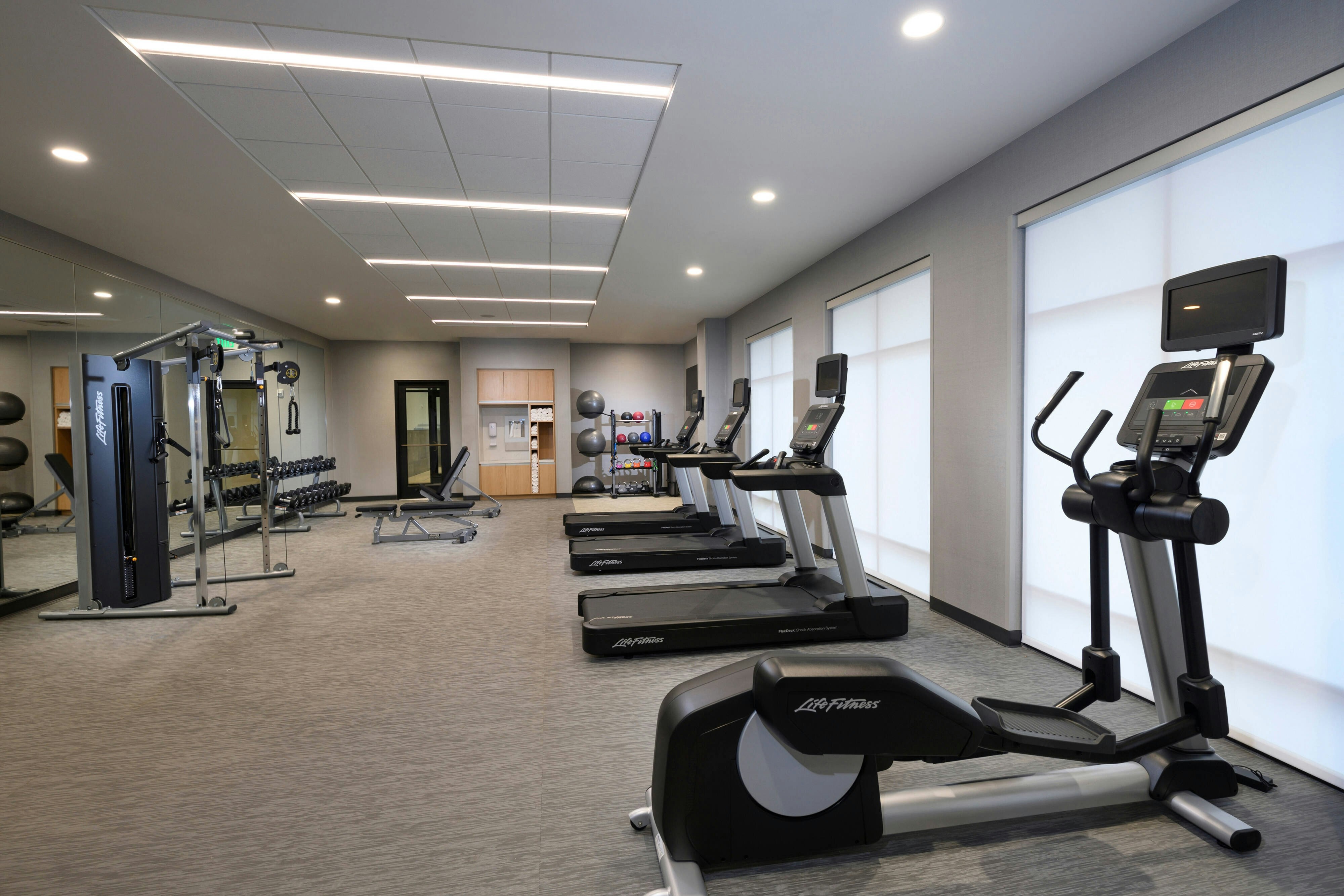 Courtyard by Marriott Charlotte Waverly 3/7