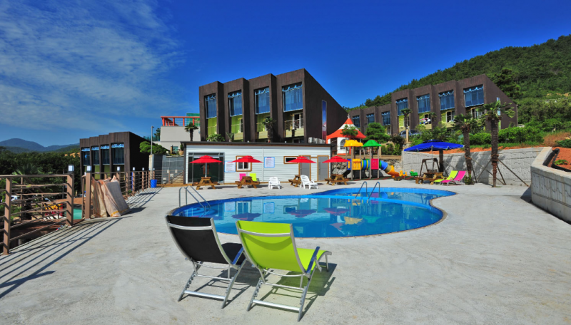 Geoje The Beach Pension 18/20