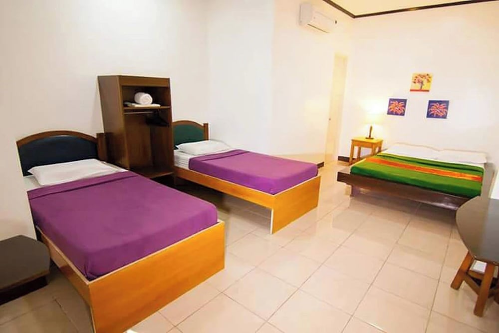 St. Nicolas Inn CDO City Center 21/55