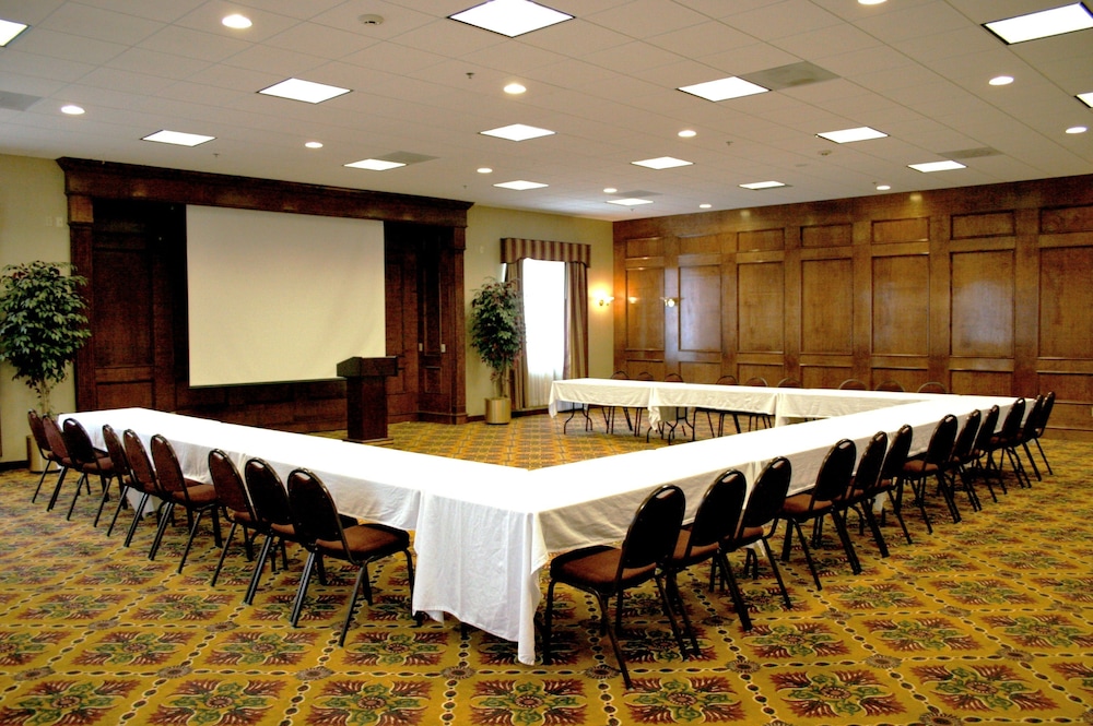 Ashmore Inn and Suites 44/61
