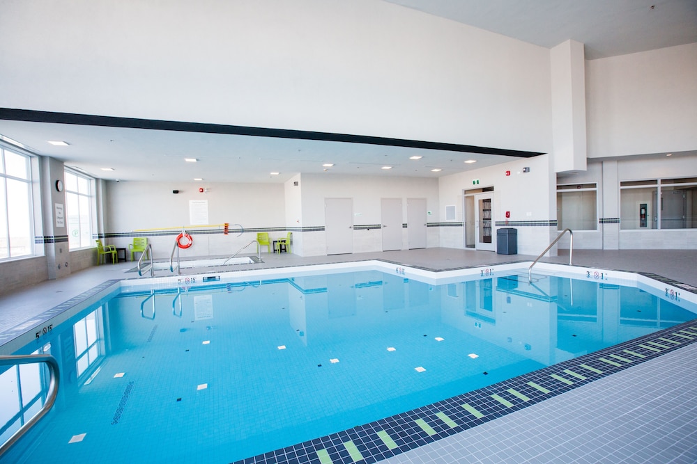 swimming pool spa