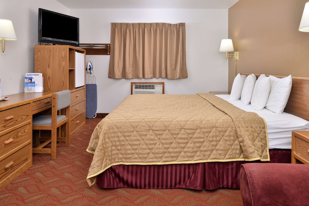 Americas Best Value Inn & Suites-Sidney 17/37