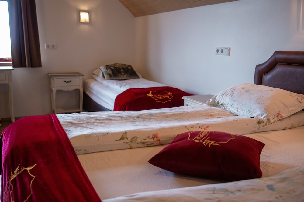 Hotel Smyrlabjorg 10/26
