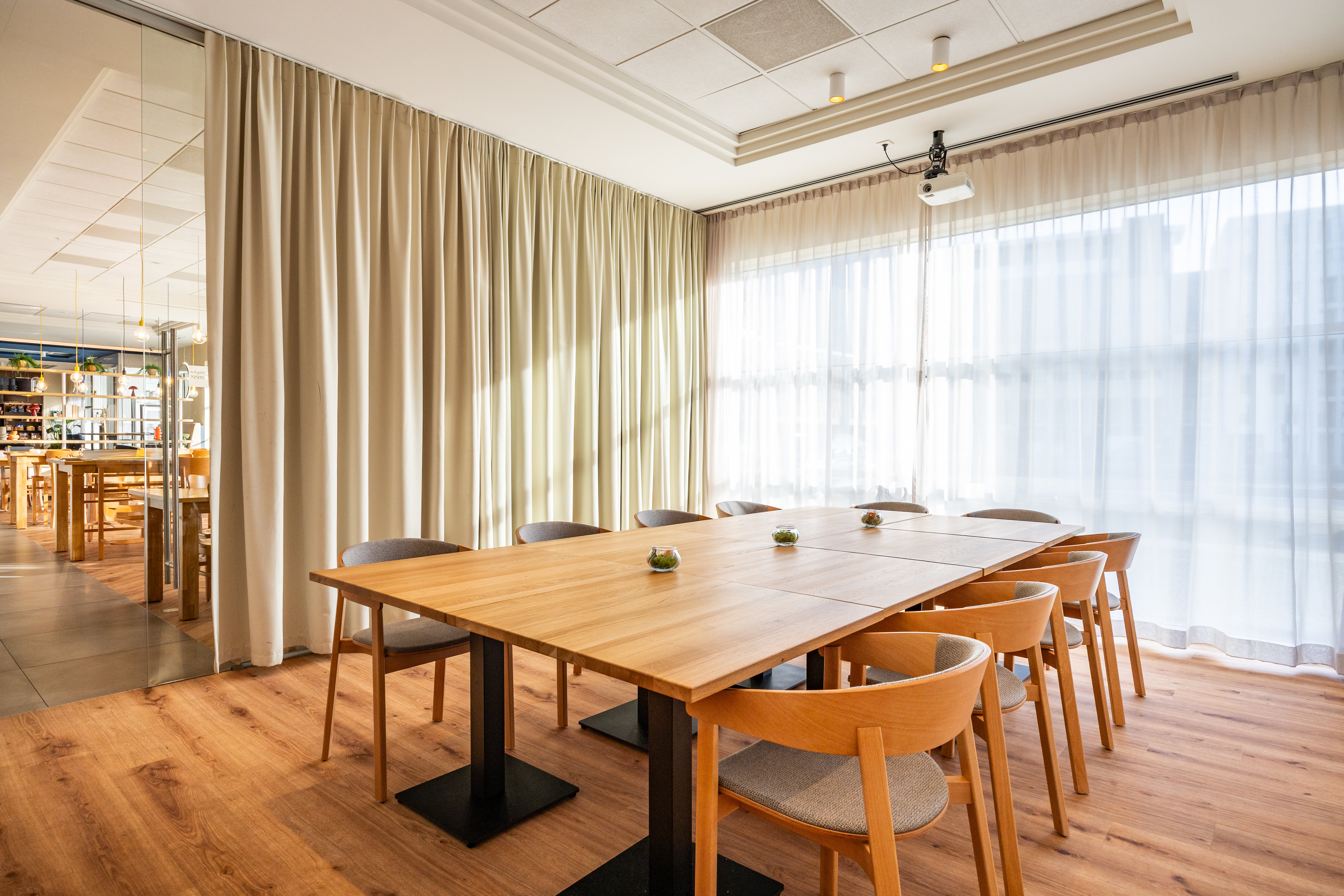 Holiday Inn Express Antwerp City North 54/76