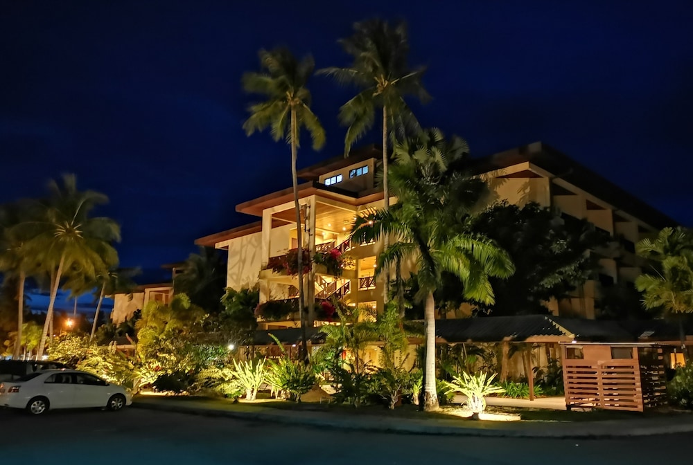 Palm Beach Resort Spa 8/76